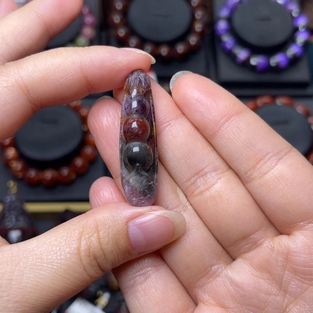水晶手链未镶嵌极光四色吊坠
