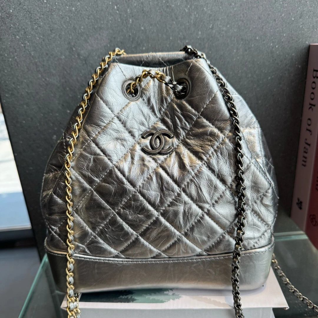 95新 Chanel/香奈儿 银色金银链抽绳 流浪双肩24开裸包22×10×23