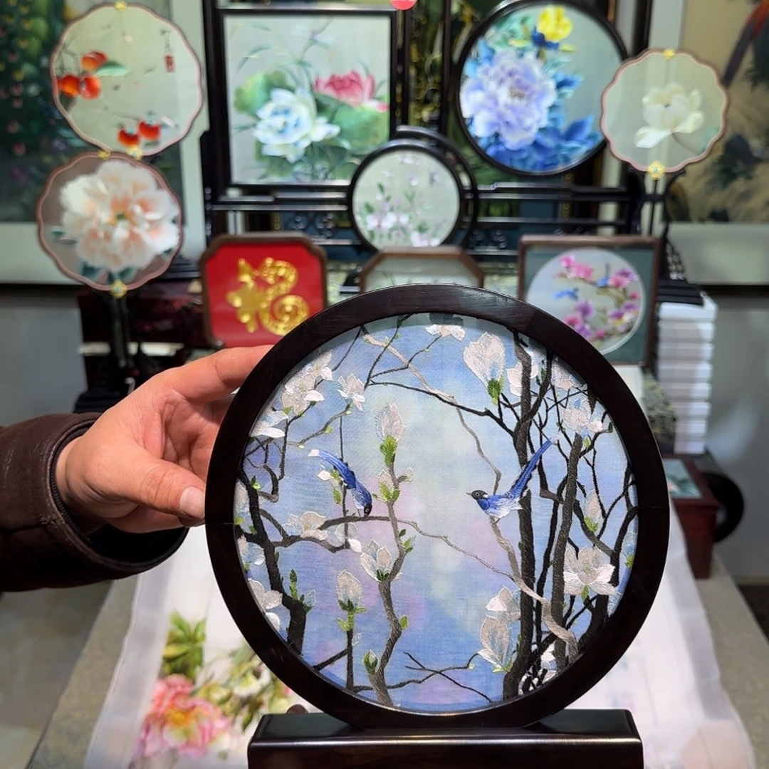 刺绣刺绣工艺精湛