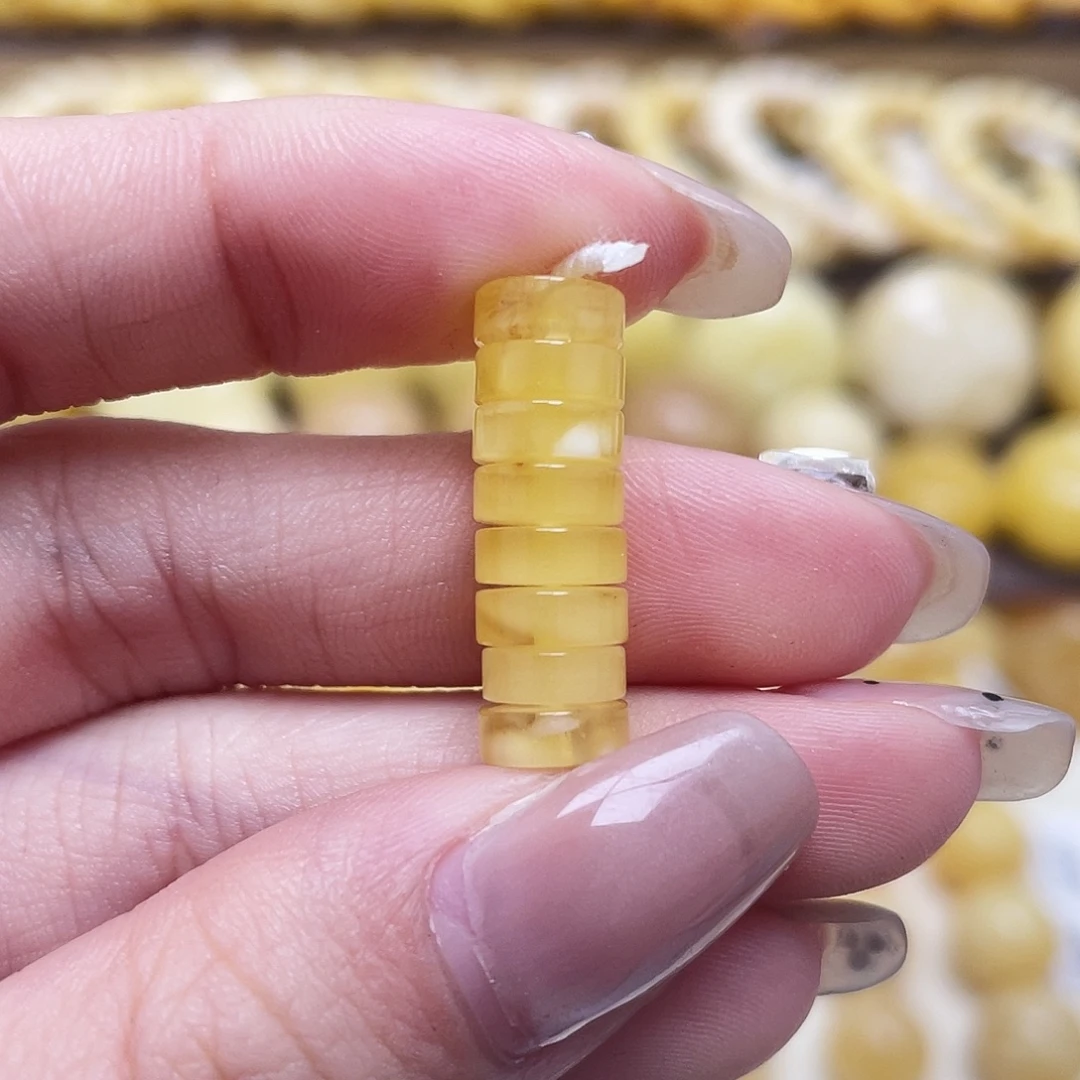 琥珀未镶嵌裸石7.5*2.5mm隔片瑕