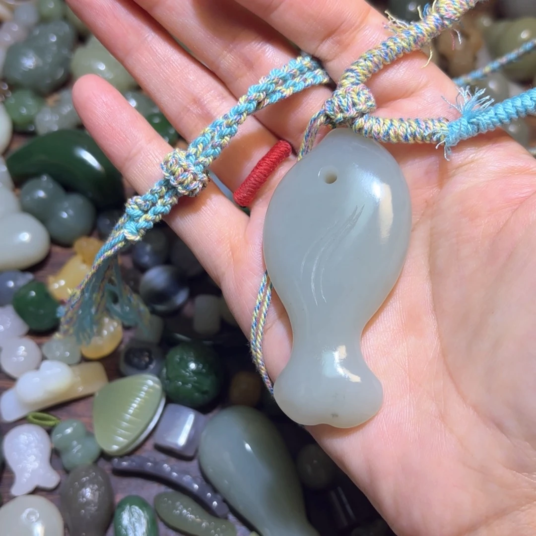 和田玉未镶嵌珠宝半成品