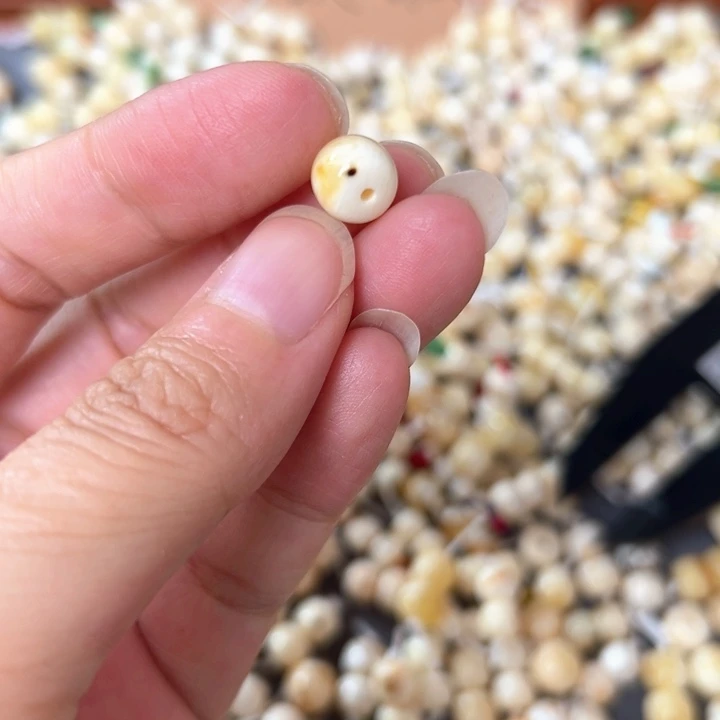 裸石蜜蜡未镶嵌8.5mm一个