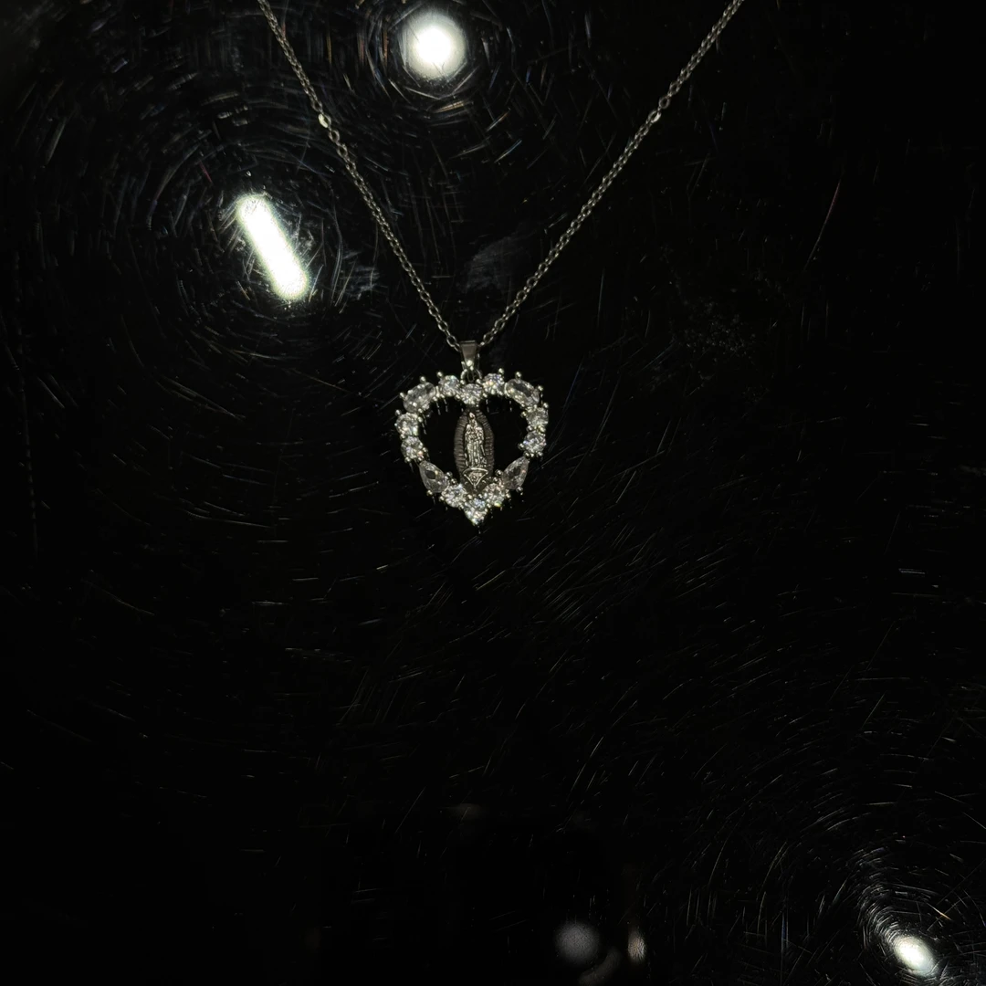 非金属亚克力项链 甜辣多多2025同款时尚银色项链百搭精致小众女