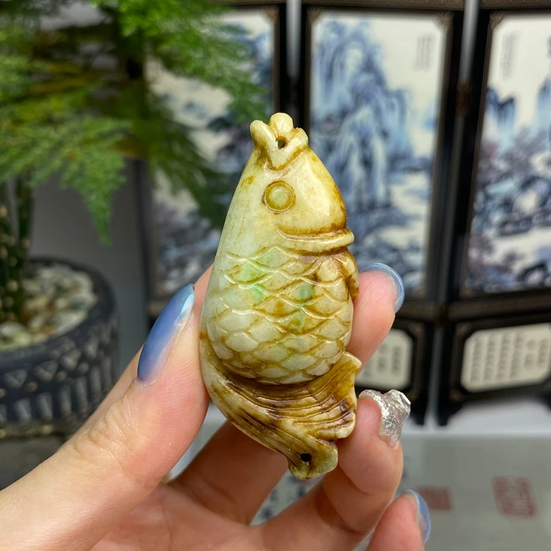 老料黄翡飘绿年年有余鱼玉横挂件 天然翡翠A货