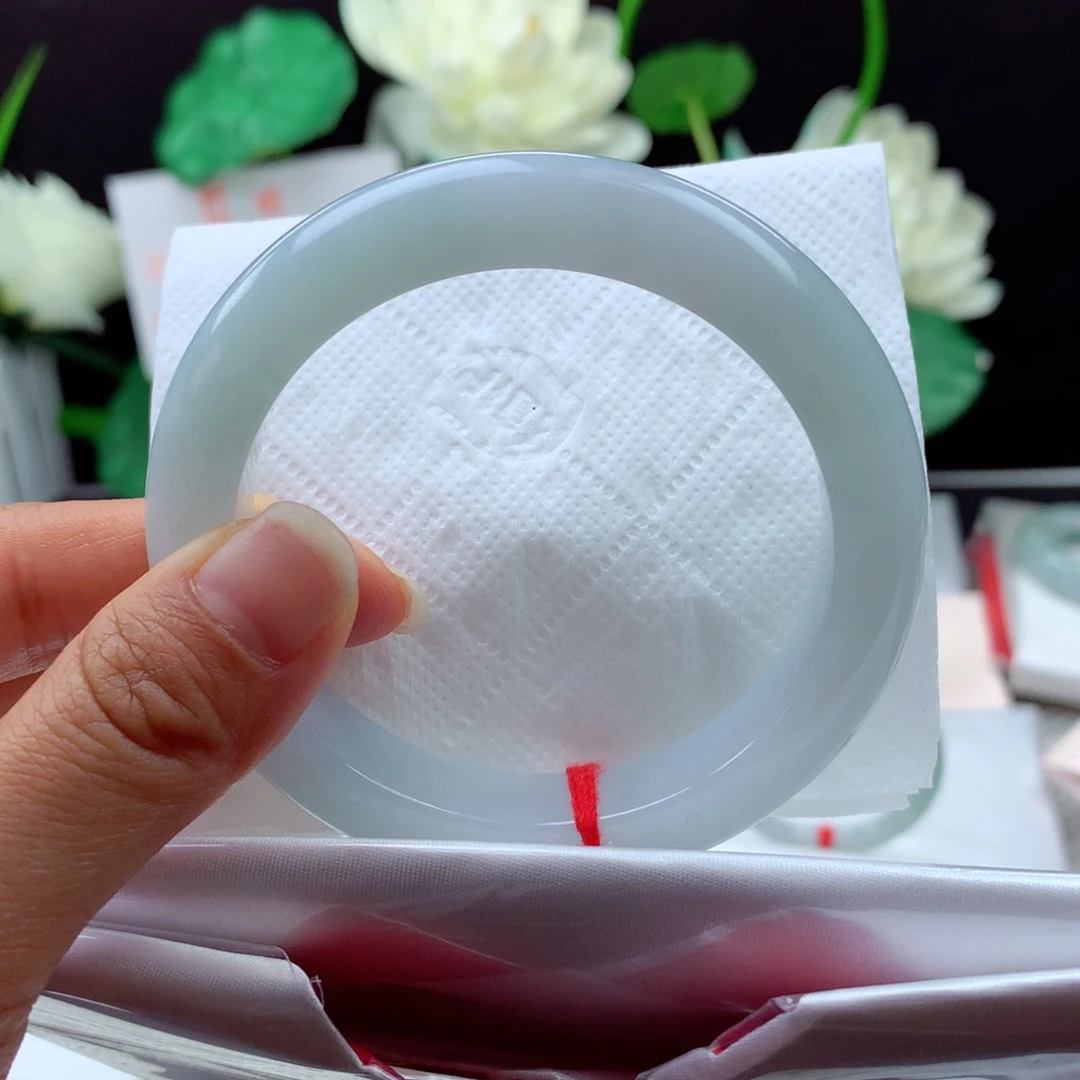 未镶嵌手镯翡翠纯天然9