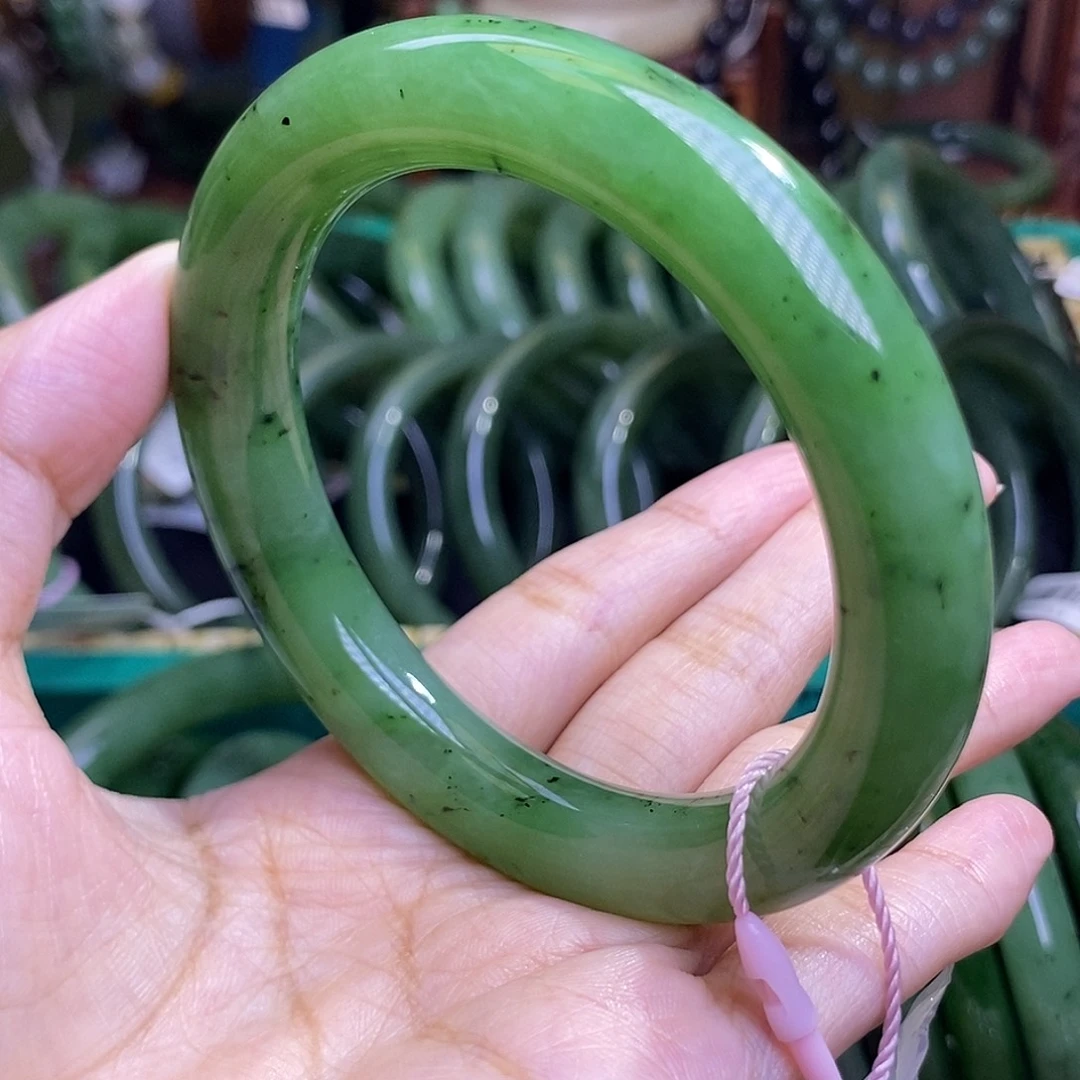 伟***未镶嵌手链和田玉57.4毕业级老矿料碧玉乌兰海圆条