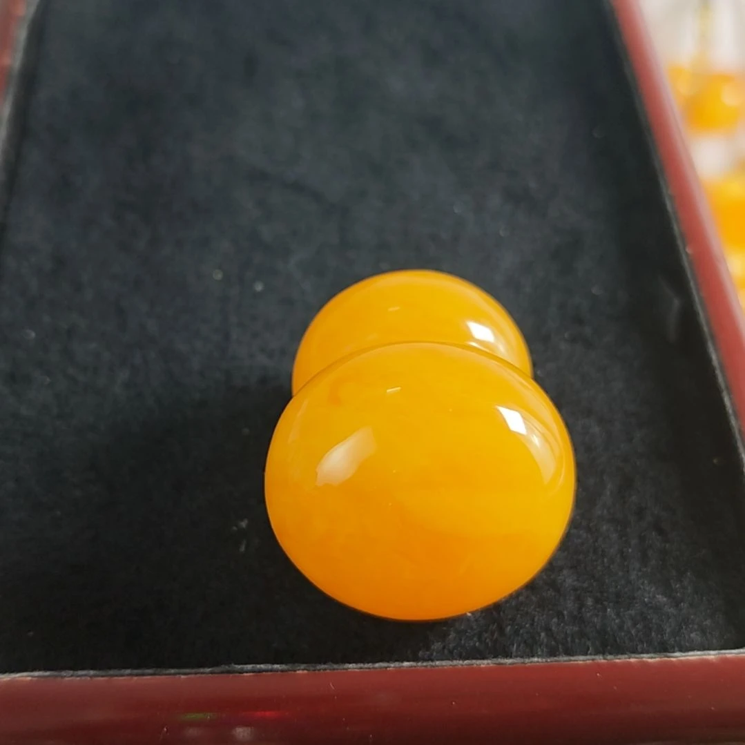 蜜蜡吊坠(赠链)未镶嵌