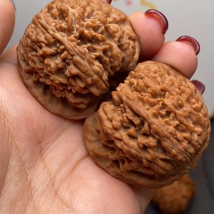 文玩核桃把件满天星卡42