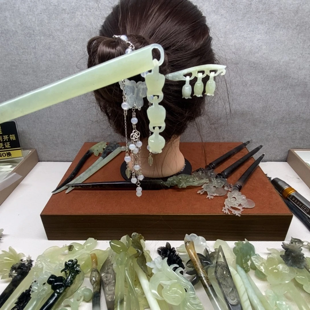 蛇纹石玉未镶嵌发饰