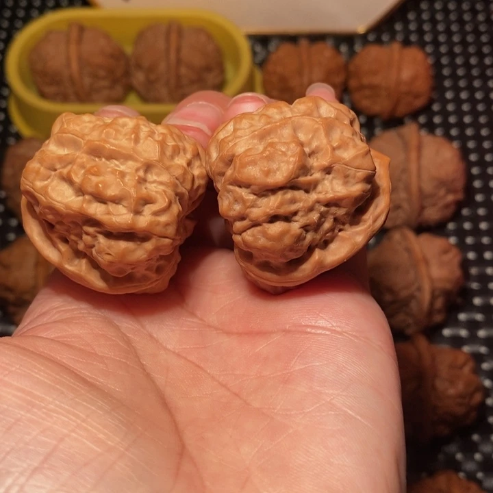 文玩核桃把件大腿肌肉蛙