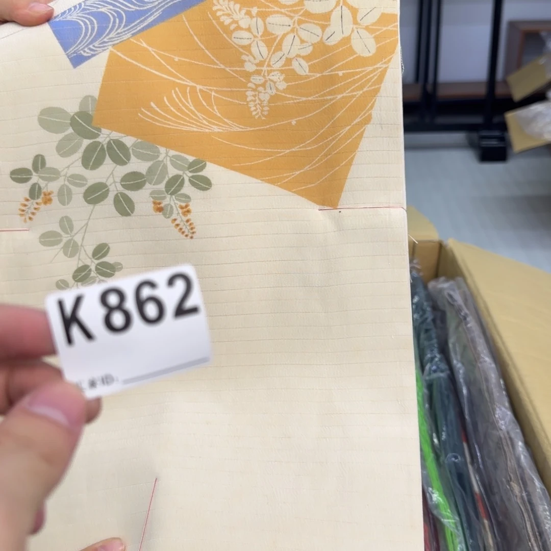 蚕丝猫*灯小雨小雨小雨小雨