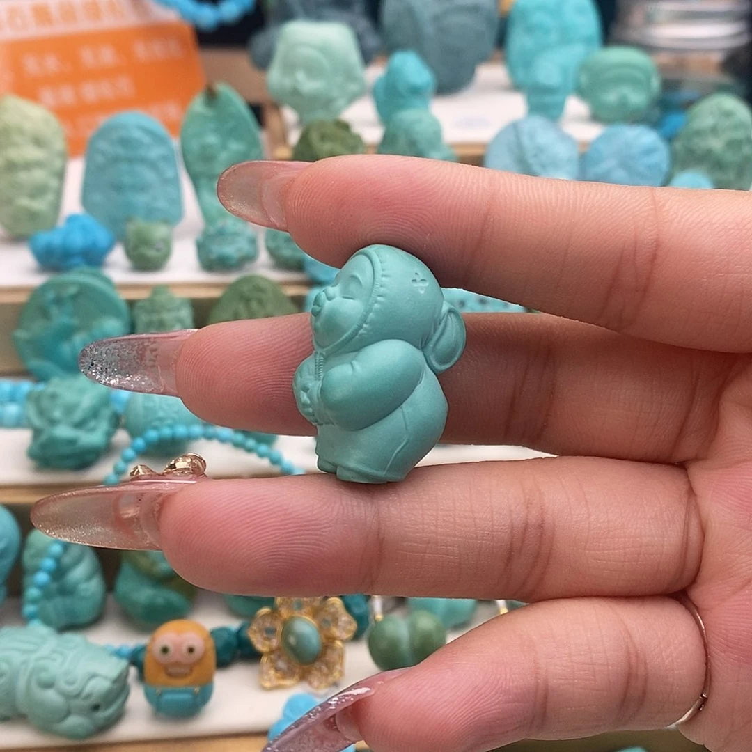 绿松石未镶嵌饰品