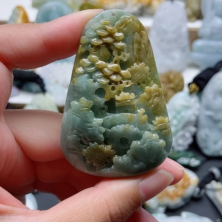 翡翠未镶嵌颈饰翡翠