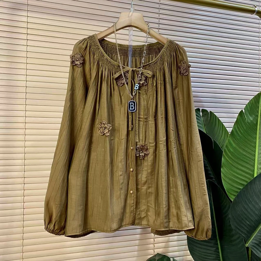 Y胖mm欧货时尚新款洋气立体花朵设计显瘦女人衫