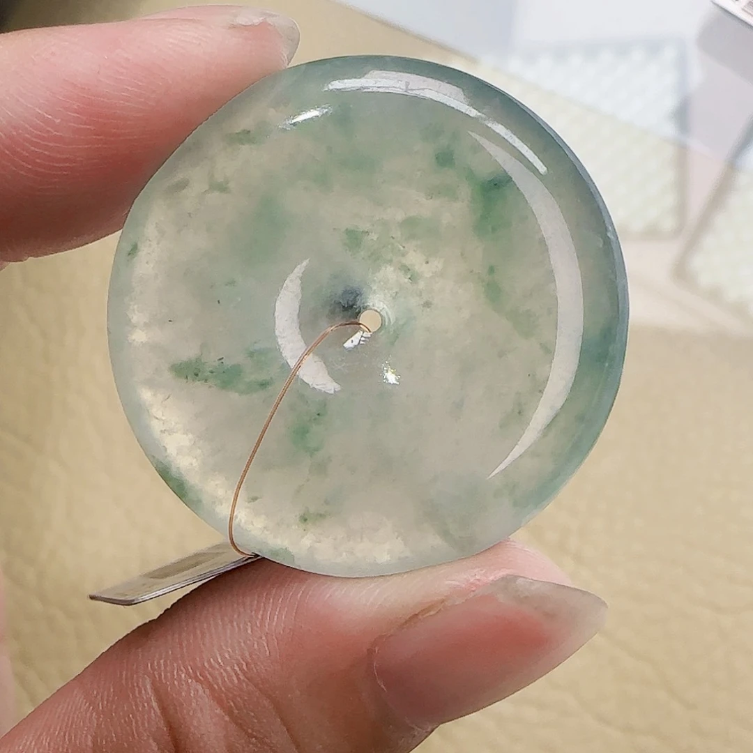 【闪购商品】翡翠未镶嵌颈饰