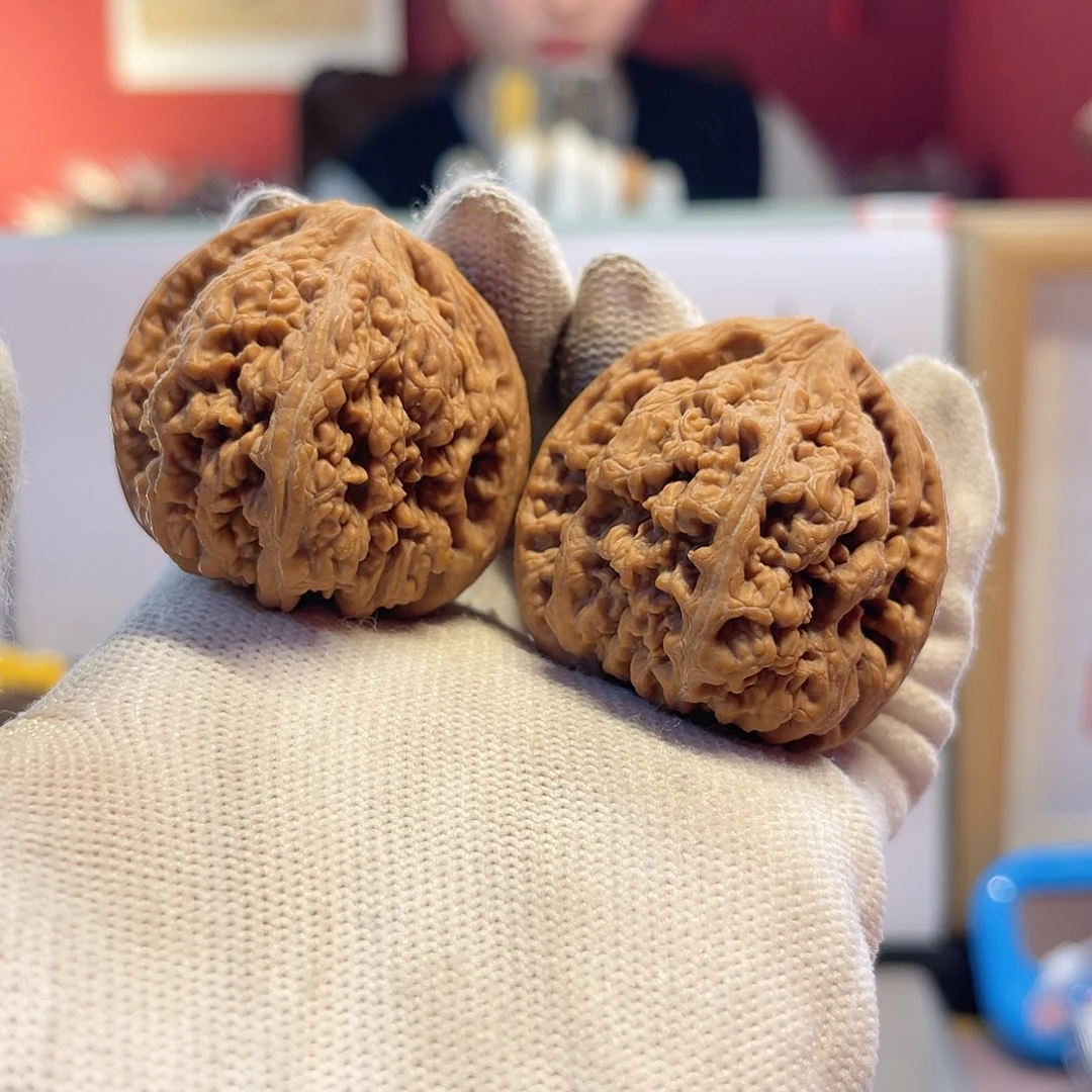 【闪购商品】文玩核桃把件这*40粗筋