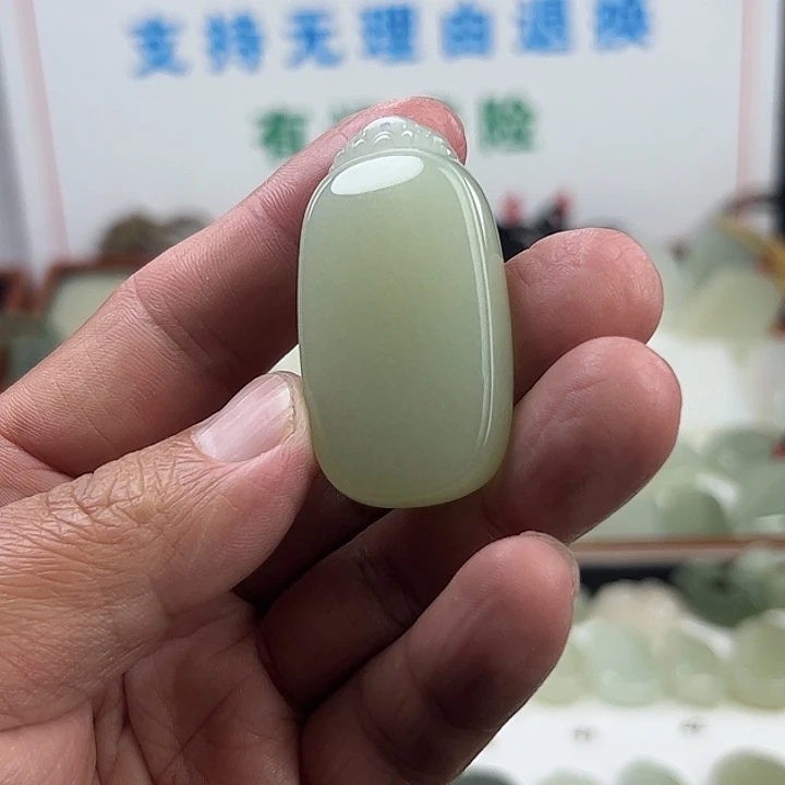 精***神颈饰未镶嵌和田玉