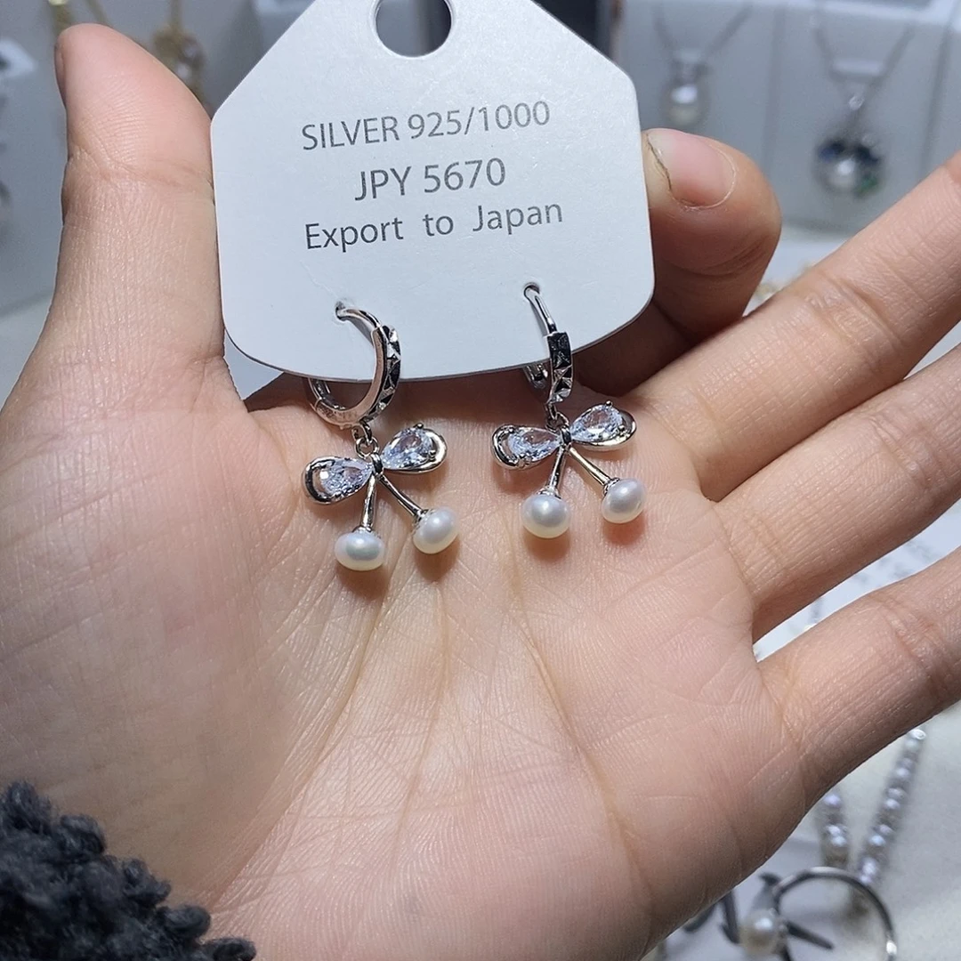 未镶嵌淡水珍珠耳饰