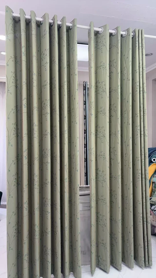 成品窗帘高精密灰绿  小树（中间对开）