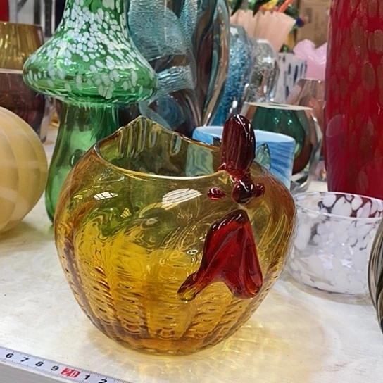 琉璃小鸡碗高15厘米口径10厘米