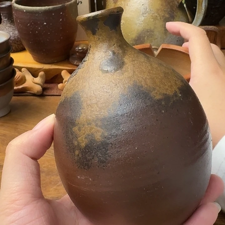 井藤文一备前烧德利孤品大漏一口价