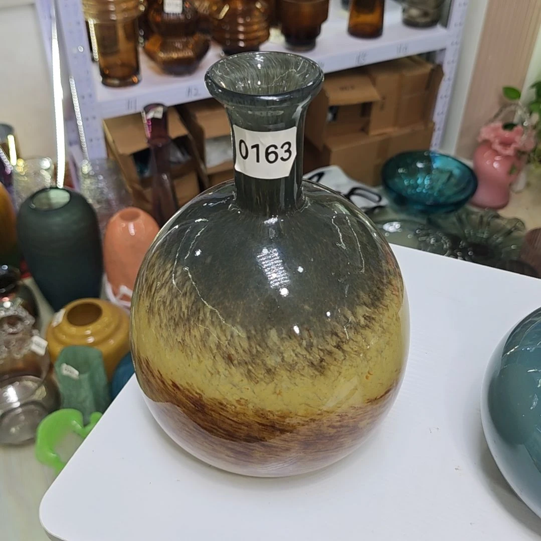 高29口3.5琉璃造型花瓶