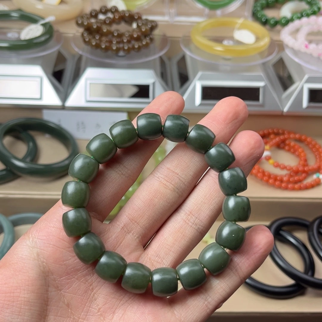 和田玉未镶嵌手串