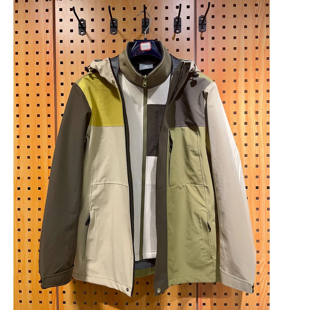 ESGUARD新款两件套冲锋衣户外休闲防风软壳服饰时尚运动男士男款