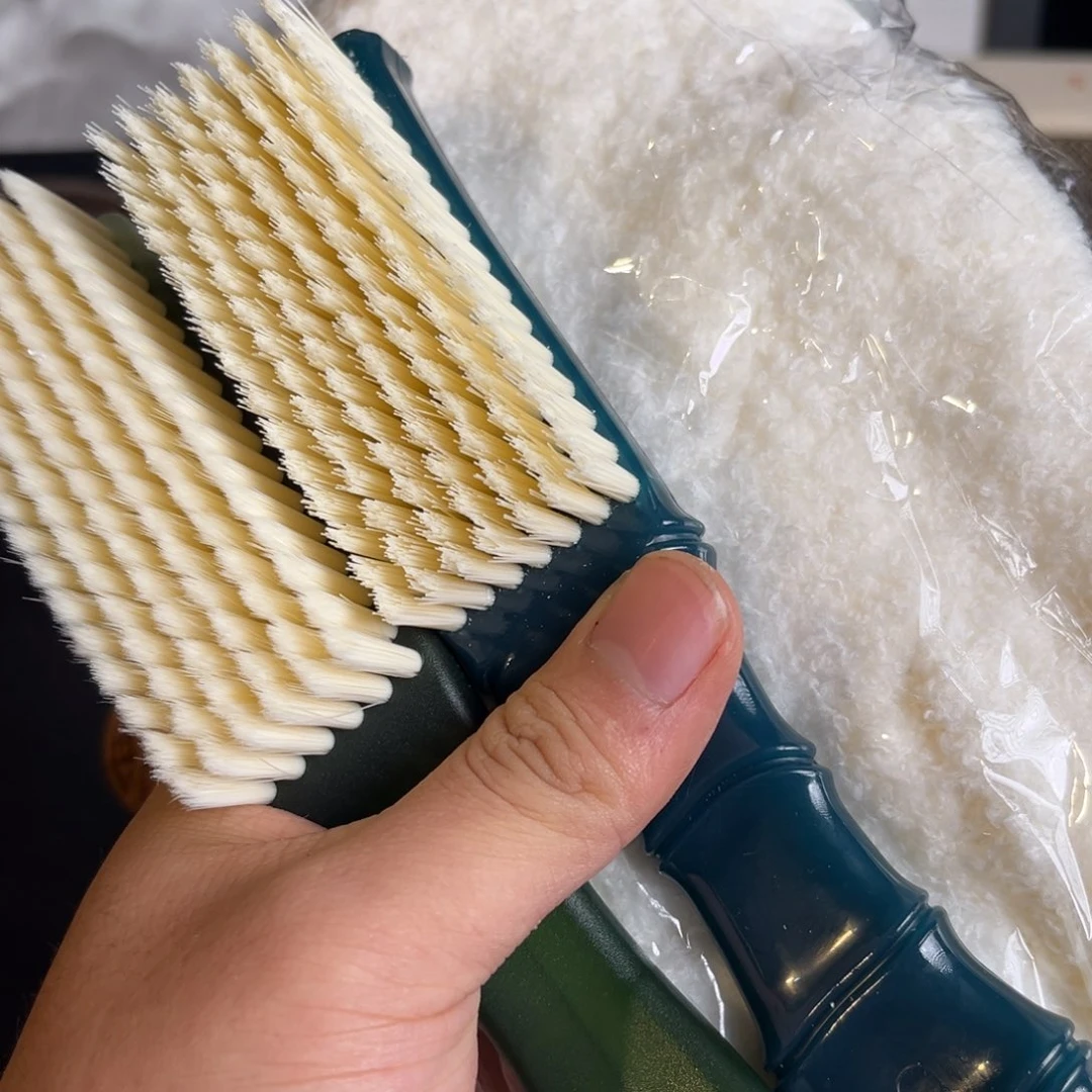 轻***恨吊坠文玩核桃刷子