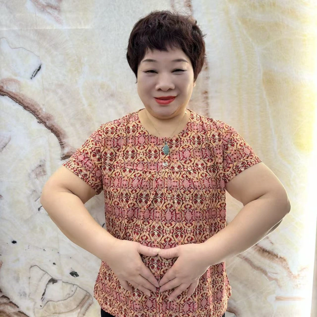 【大码】2025新款中老年气质妈妈装加肥加大200斤短袖衫