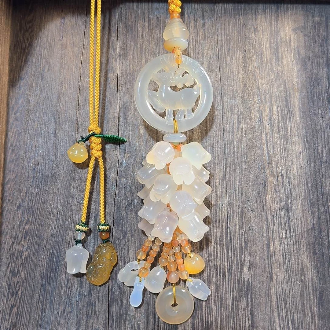 玛瑙/玉髓汽车挂件未镶嵌W***妹