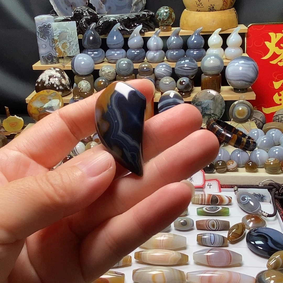 未镶嵌颈饰玛瑙/玉髓星辰大海