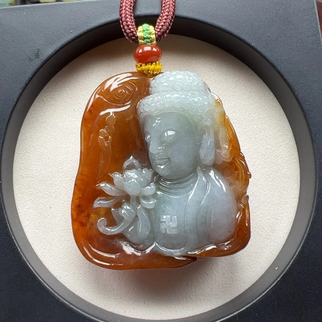 翡翠未镶嵌颈饰佛头