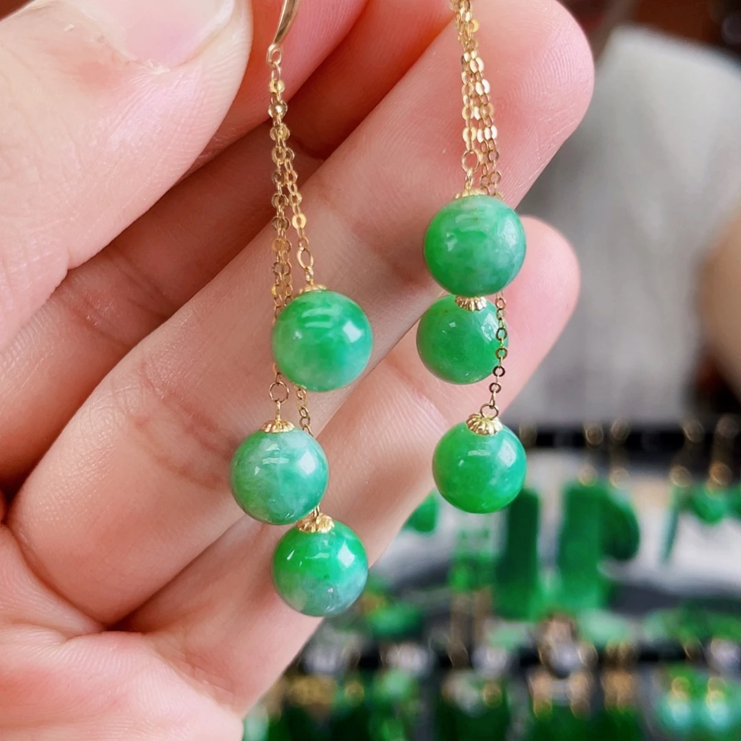 18K金镶嵌翡翠耳饰