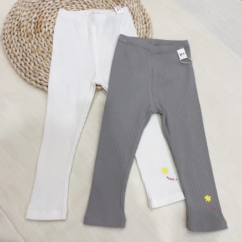 米乐熊春款女童坑条小花字母打底裤0552