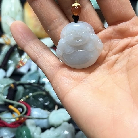 颈饰未镶嵌翡翠挂件