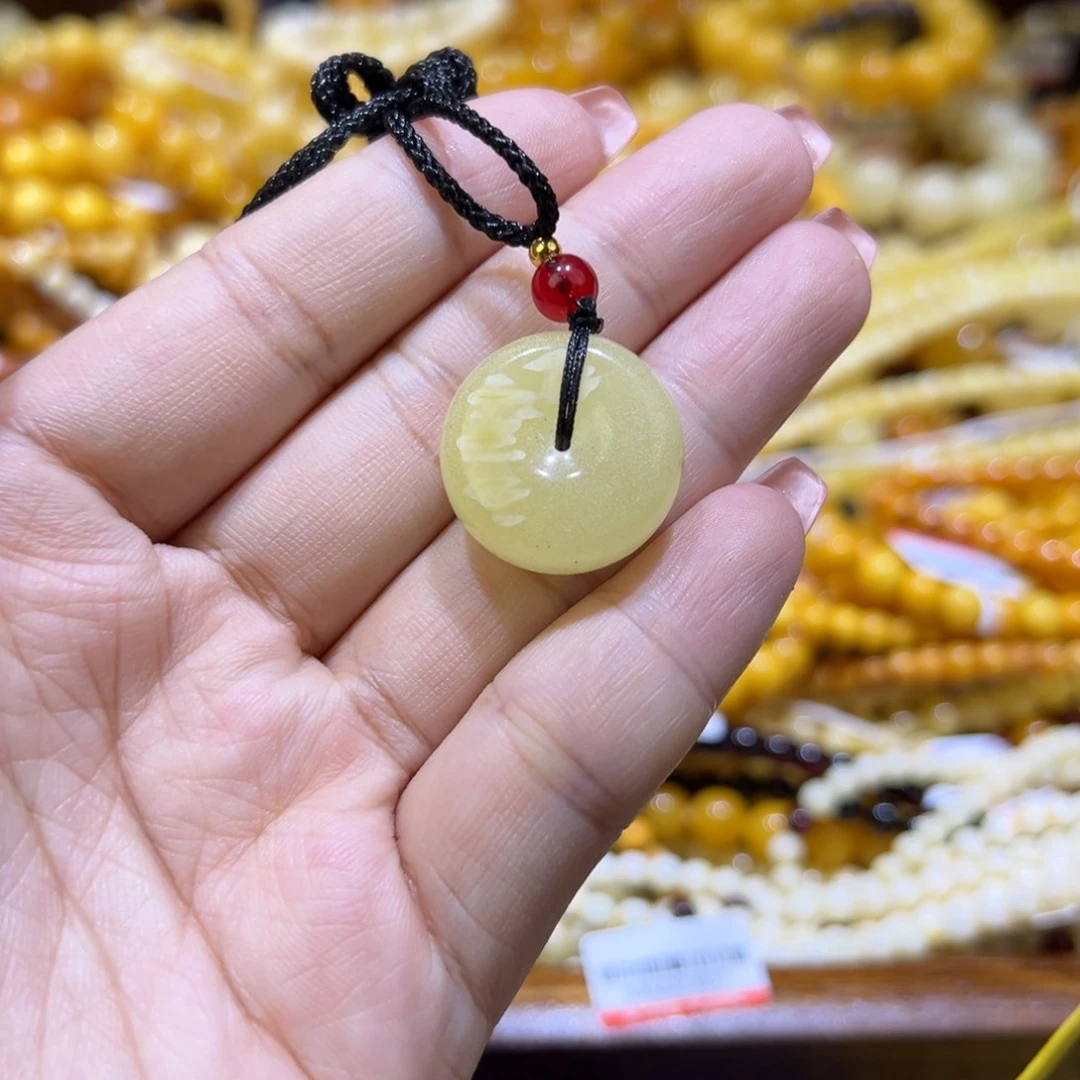 琥珀珠宝奇石未镶嵌