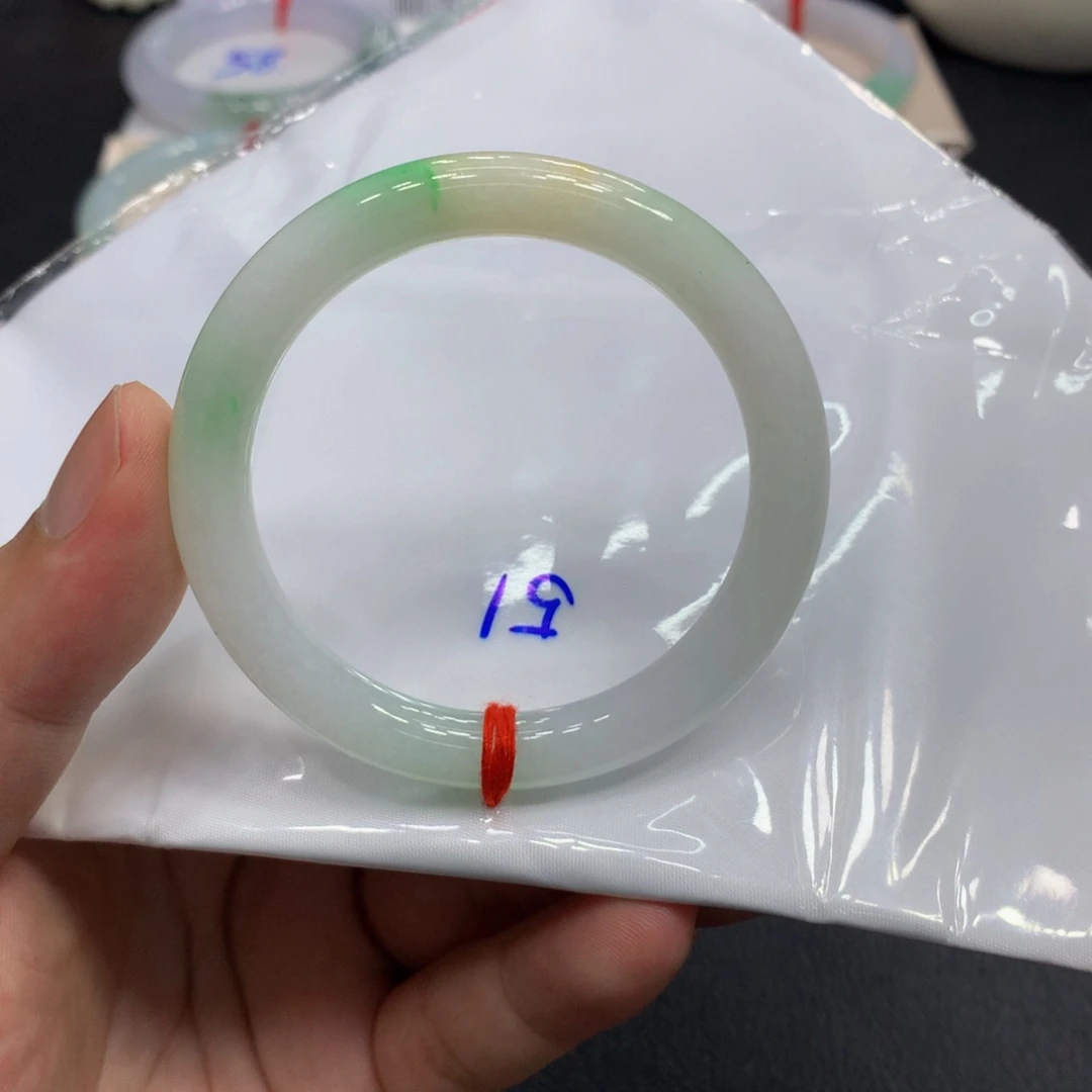 未镶嵌手镯翡翠翡翠手镯细腻的黄加绿2