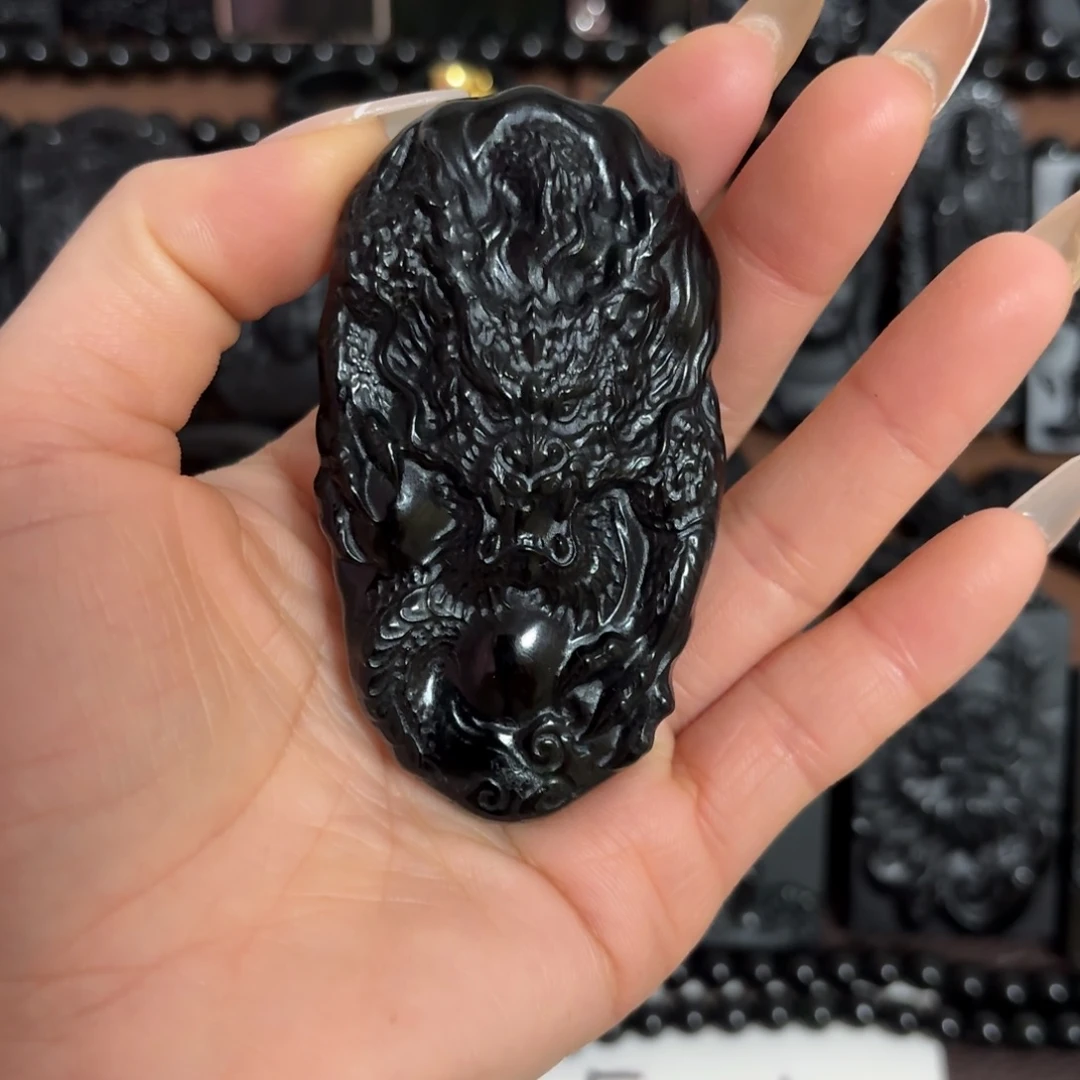 用***5蛇纹石玉未镶嵌颈饰