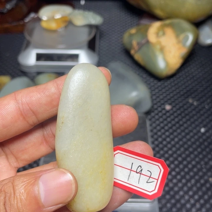 颈饰未镶嵌和田玉192