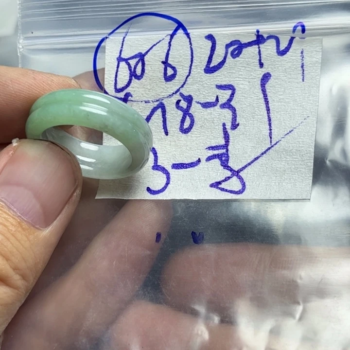 定制翡翠未镶嵌了*李