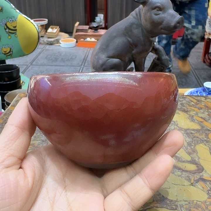 大号盏杯一个，瓷。。。品茗。。。