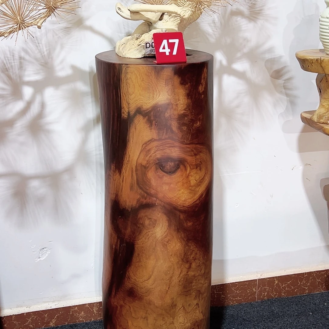 15 号香樟木尺寸：33-33-108cm