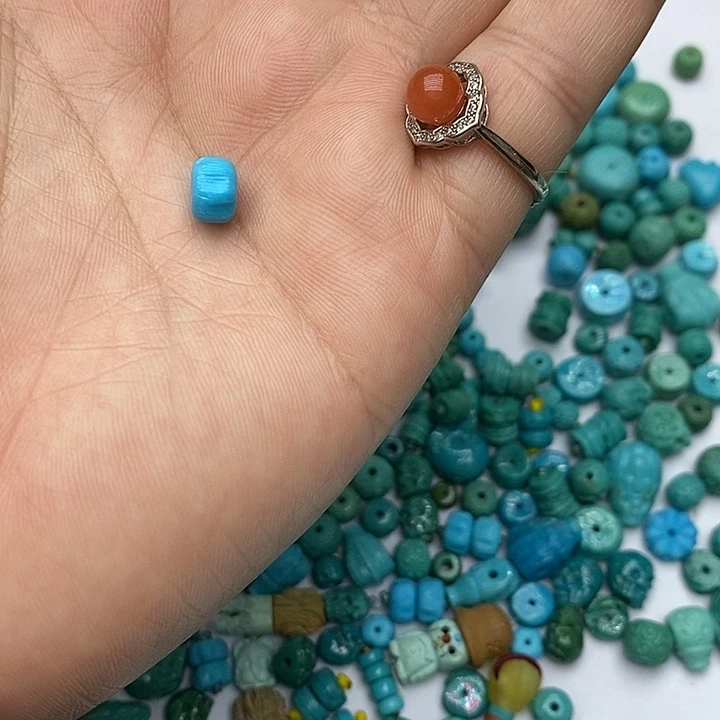 南红玛瑙未镶嵌珠宝奇石