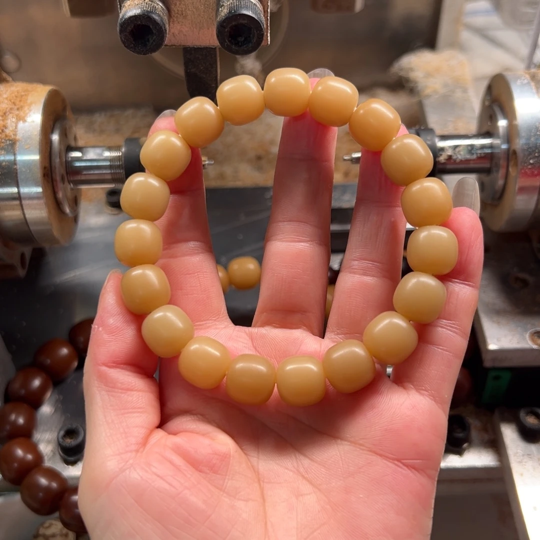 吊坠菩提根/象牙果