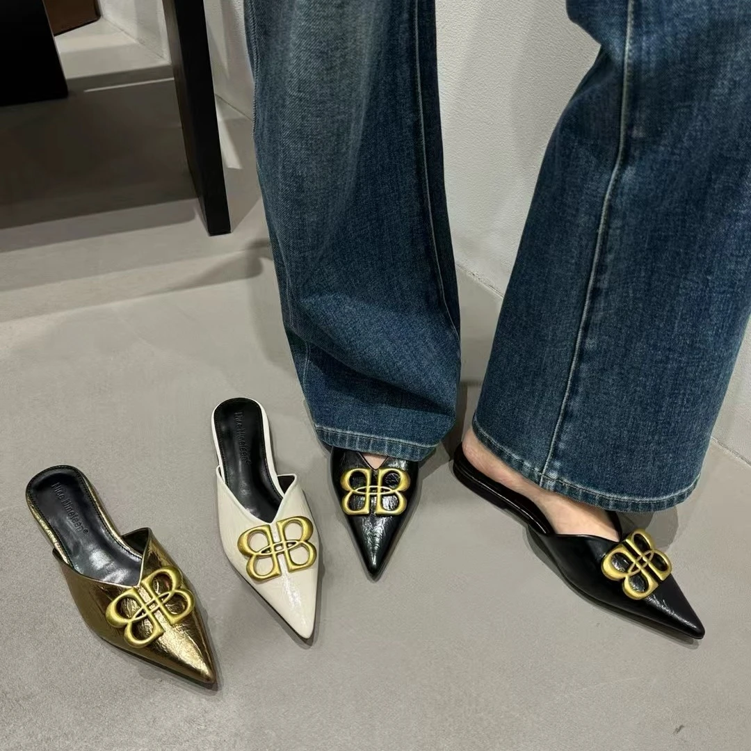 2025春季新款拖鞋女外穿时尚欧美风金属扣尖头平底包头半拖鞋女