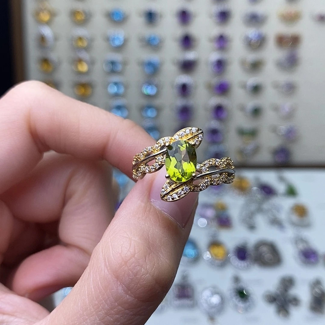 橄榄石戒指银S925镶嵌（需要证书备注）