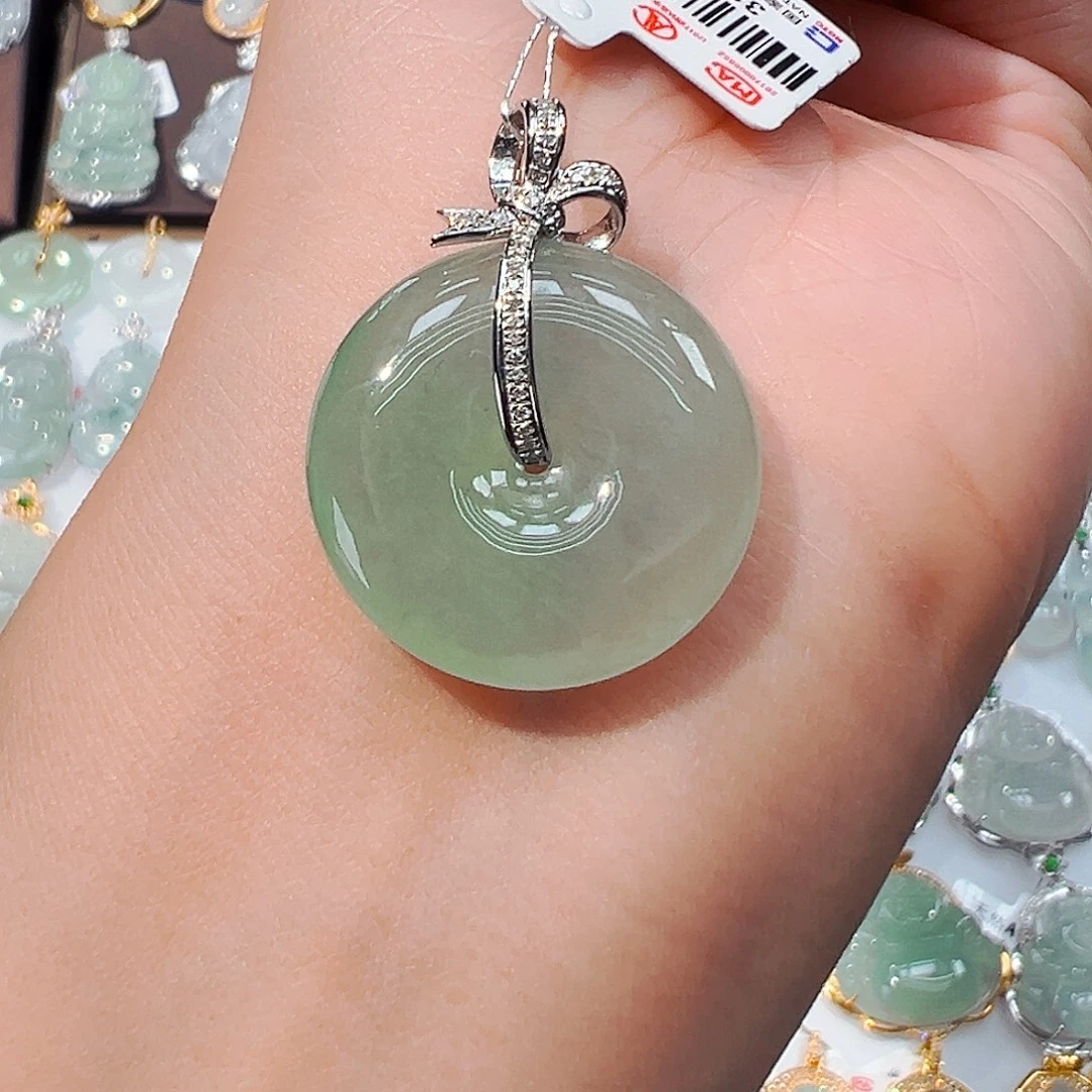 翡翠18K金镶嵌吊坠(不含链)平安扣