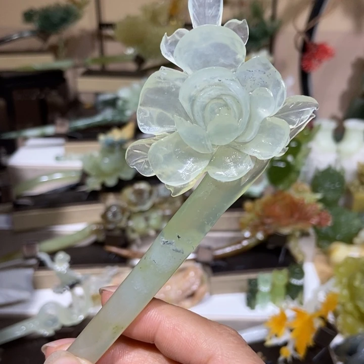 蛇纹石玉未镶嵌发饰