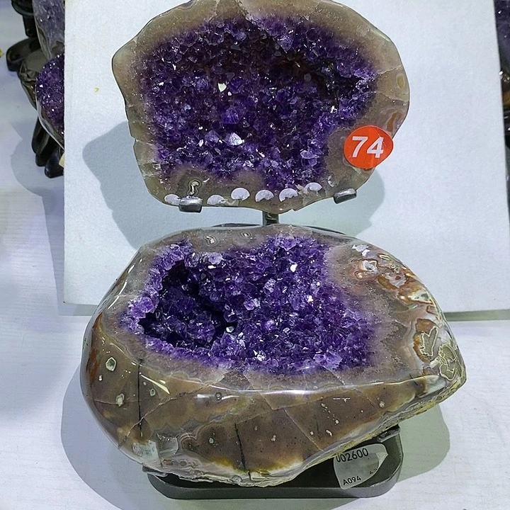 未镶嵌水晶大型摆件（非配饰）